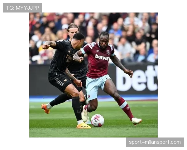 西汉姆联锋线新援表现 卡斯特拉诺斯需尽快适应英超节奏